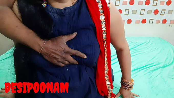 Desi-Poonam Blir Brutalt Knullad Av Stor Kuk