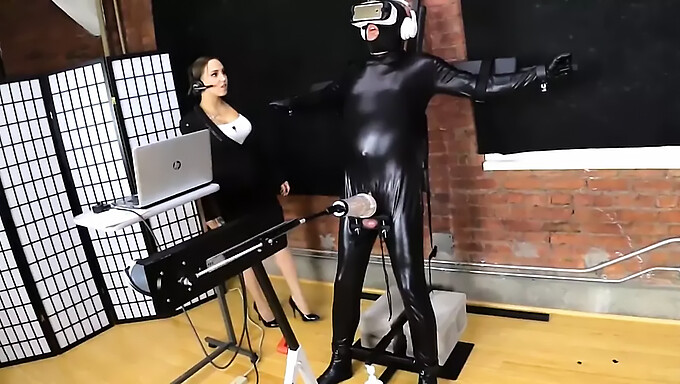 Bdsm Training With A Fucking Machine