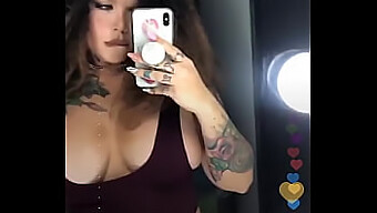 Jennifer Aboul สาวโสด Venezuelan โชว์หน้าอกใหญ่และก้นใหญ่ในวิดีโอสด