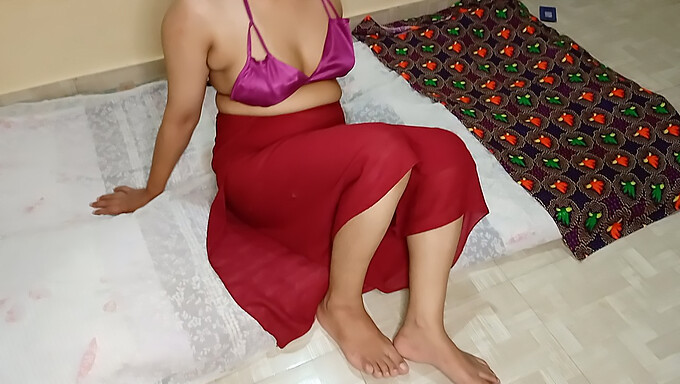 Grandes Tetas Y Culos - La Suegra India Desi Es Follada Por Su Cuñado