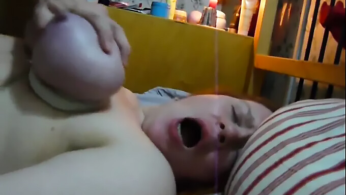 Hd Videos Of Big Natural Tits Being Tied And Swinging