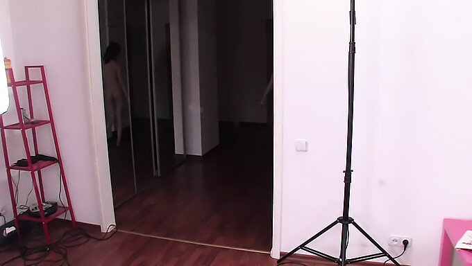 Goditi La Seducente Morghan Russa In Questo Video Erotico