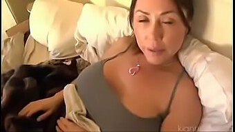 Las Grandes Tetas De Kianna Dior Rebotan Mientras Se La Follan