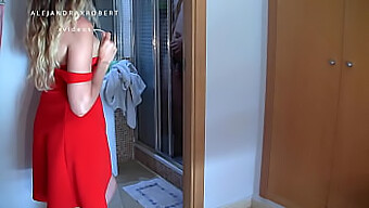 Selbstgemachtes Video Einer 18-Jährigen Von Der Überraschung Eines Stiefvaters