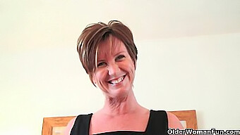 Hot Milf: ...